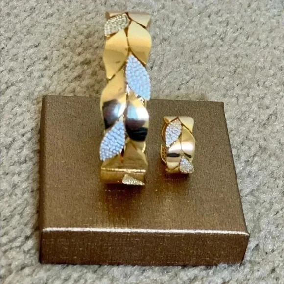 Gold/Sterling Silver open up Bangle with matching ring - Picture 2 of 7